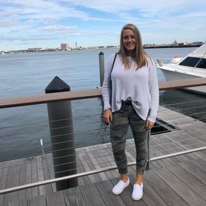 Meet your Posher, Lauren